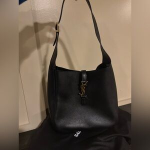 Saint Laurent Le 5 a 7 Grained Leather in black